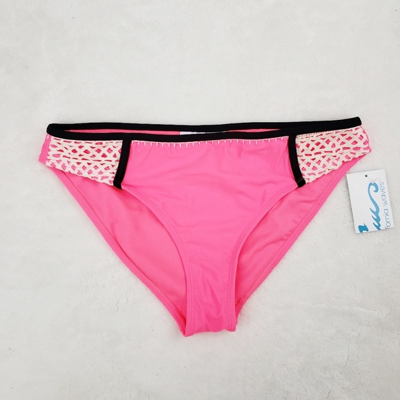 California Waves Other - California Waves 》Crochet Detail Bikini Bottom